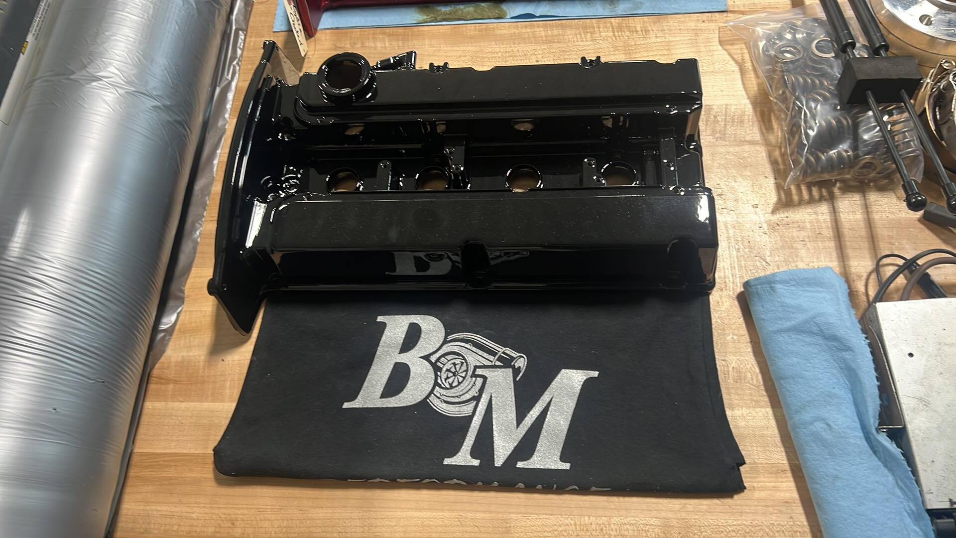 OEM Evo 8 Valve Cover Powdercoated Gloss Black with 2 10AN Fitting